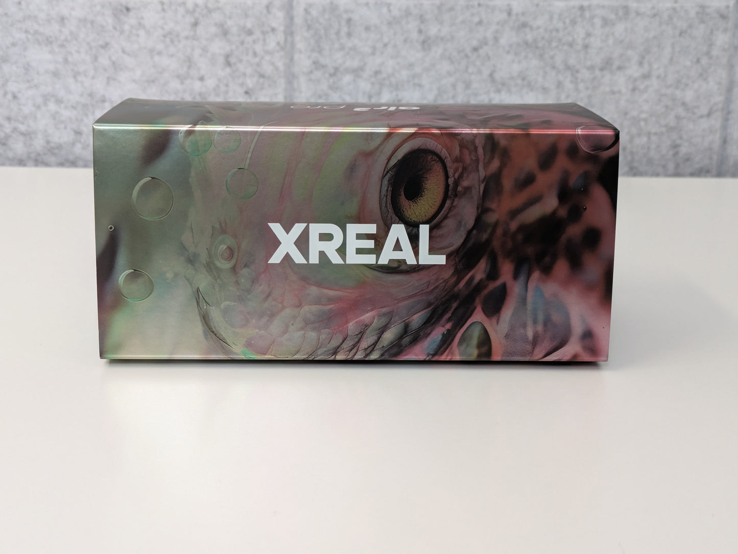 XREAL Air 2 Pro Smart Display Glasses w/ XREAL Beam Pro X4000 (White, 128GB, Unlocked) - USED