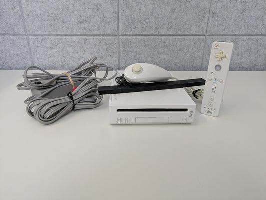 Nintendo Wii White Console (RVL-001) - COMPLETE - GameStop Refurbished - Used
