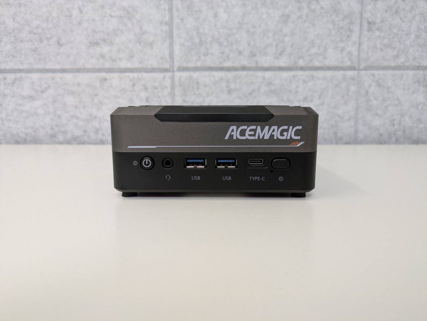 AceMagic AM18 Mini Gaming PC - Gray - 1TB SSD/32GB RAM - USED