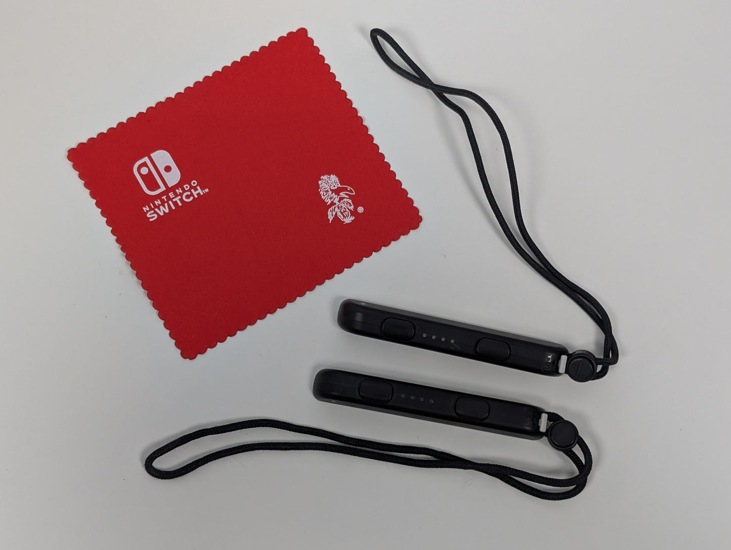 UNPATCHED Nintendo Switch v1 w/ accessories - Blue/Red - AS-IS