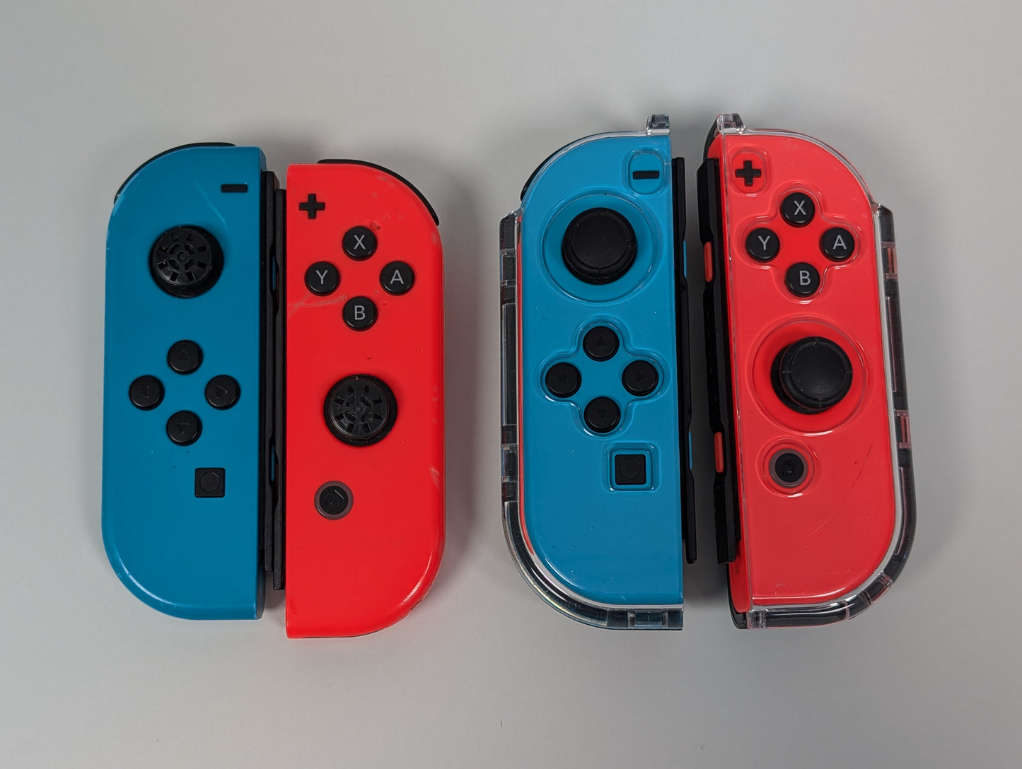 UNPATCHED Nintendo Switch v1 w/ accessories - Blue/Red - AS-IS