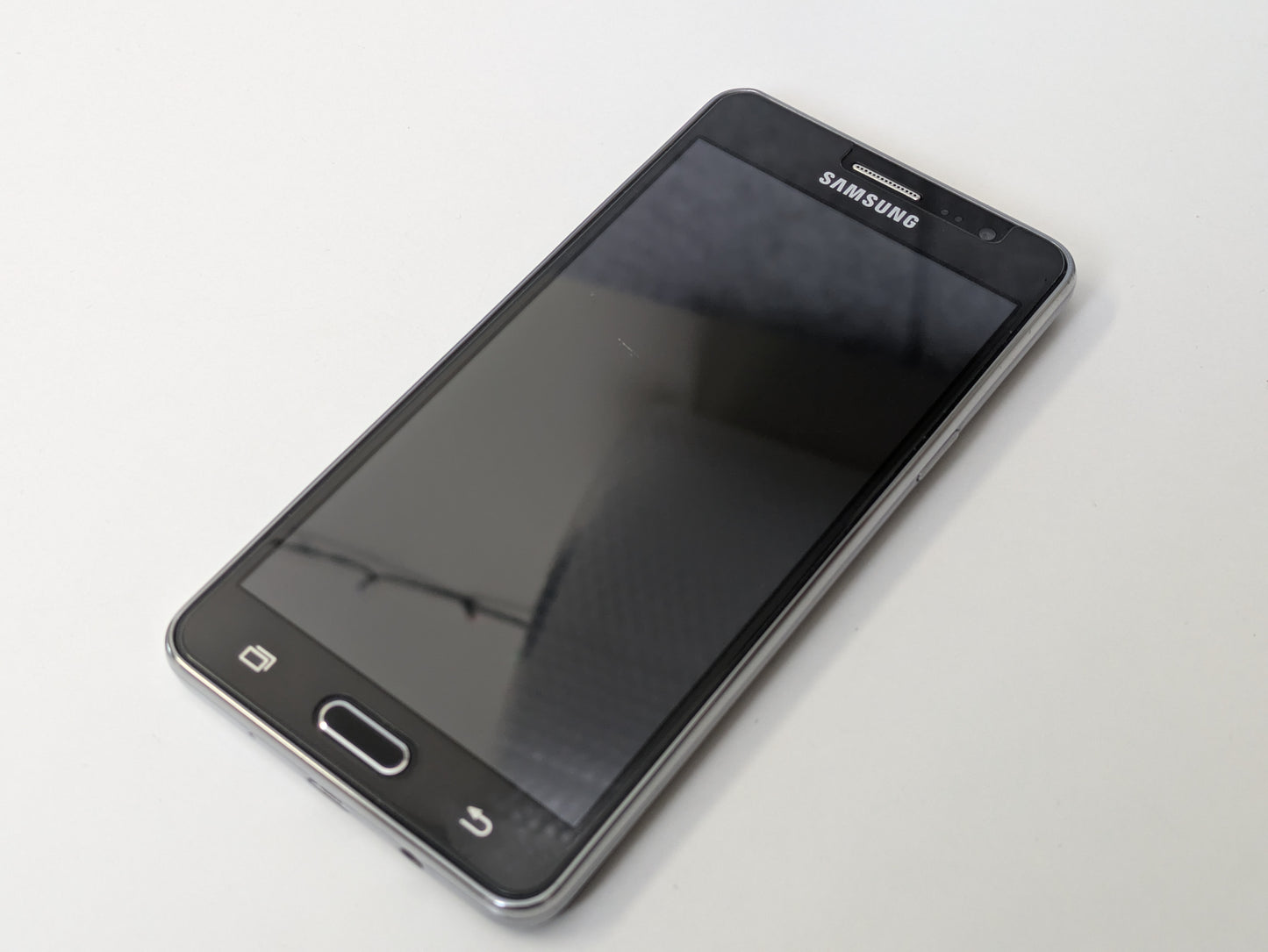 Samsung Galaxy On5 - 8GB - Black - T-Mobile - USED
