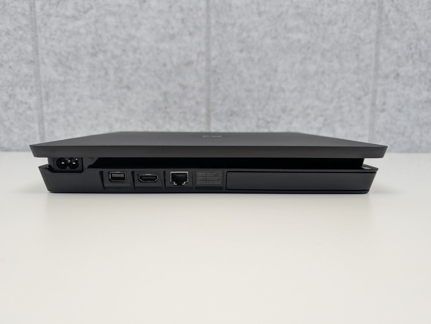 Sony PlayStation 4 Slim LOW FIRMWARE (v12.02) w/ accessories - 1TB - Black - USED