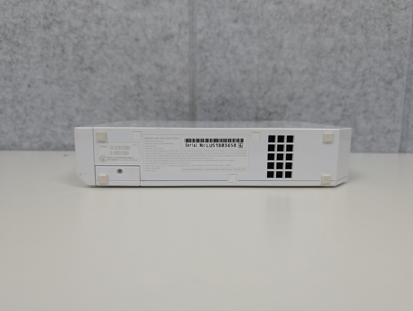 Nintendo Wii (Console Only) - White - AS-IS