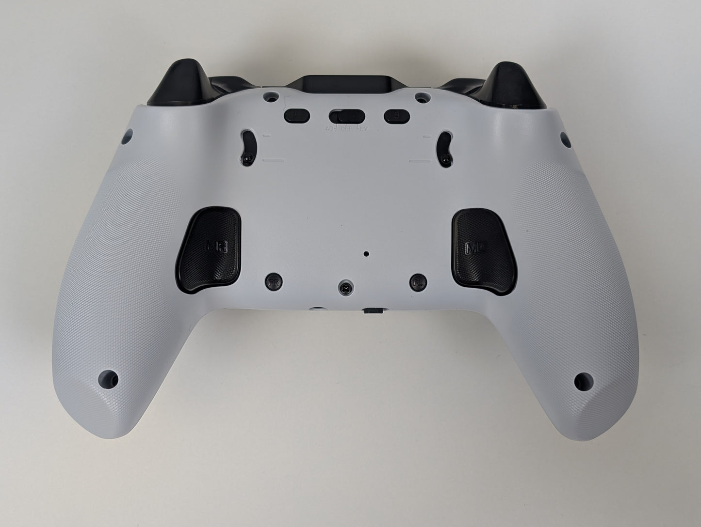 NBCP WOLF V-6 Wireless 2.4GHz/BT Controller - White - USED