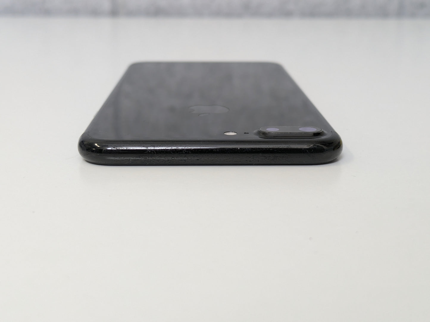 Apple iPhone 7 Plus - 128GB - Jet Black - Unlocked - USED