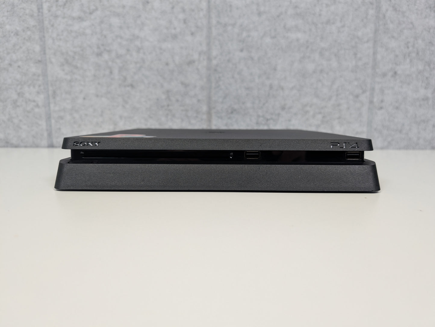 Sony PlayStation 4 Slim (Console Only, w/ 7x Digital Games) - 1TB - Black - USED