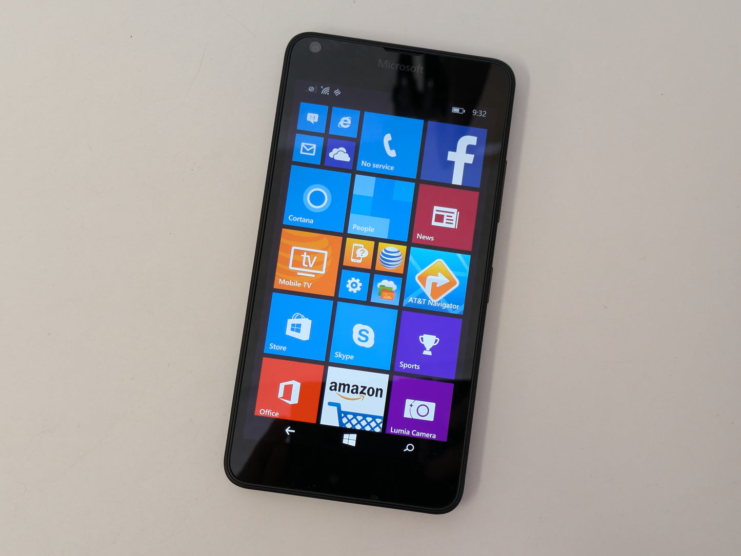 Nokia Lumia 640 - 8GB - Black - AT&T - USED