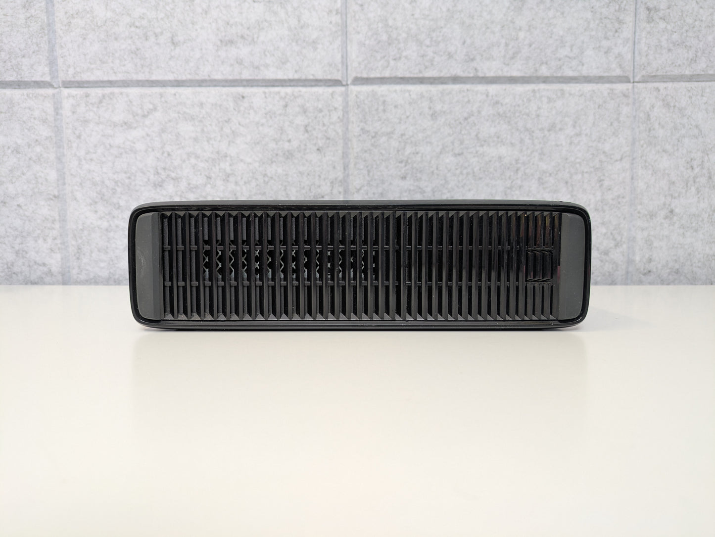 Microsoft Xbox 360 S (Console Only) - Black - 4GB - AS-IS