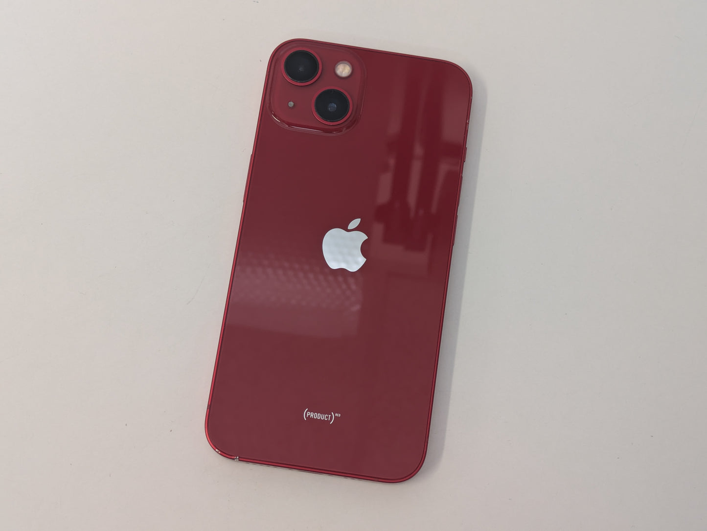 Apple iPhone 13 - 128GB - Product RED - Unlocked - USED