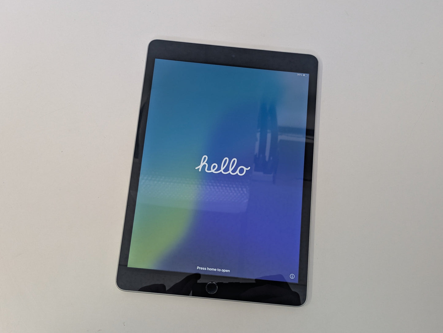 Apple iPad A2602 (9th Generation)  - 64GB - Silver - WIFI ONLY - USED