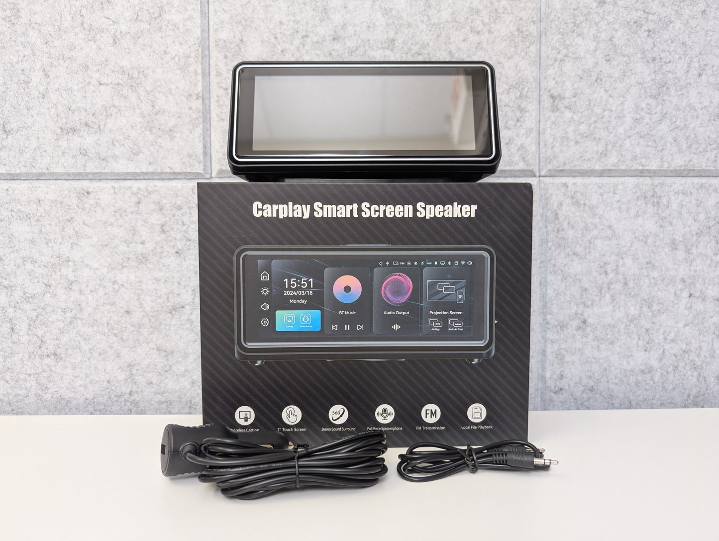 CarPlay/Android Auto Smart Screen Speaker - USED