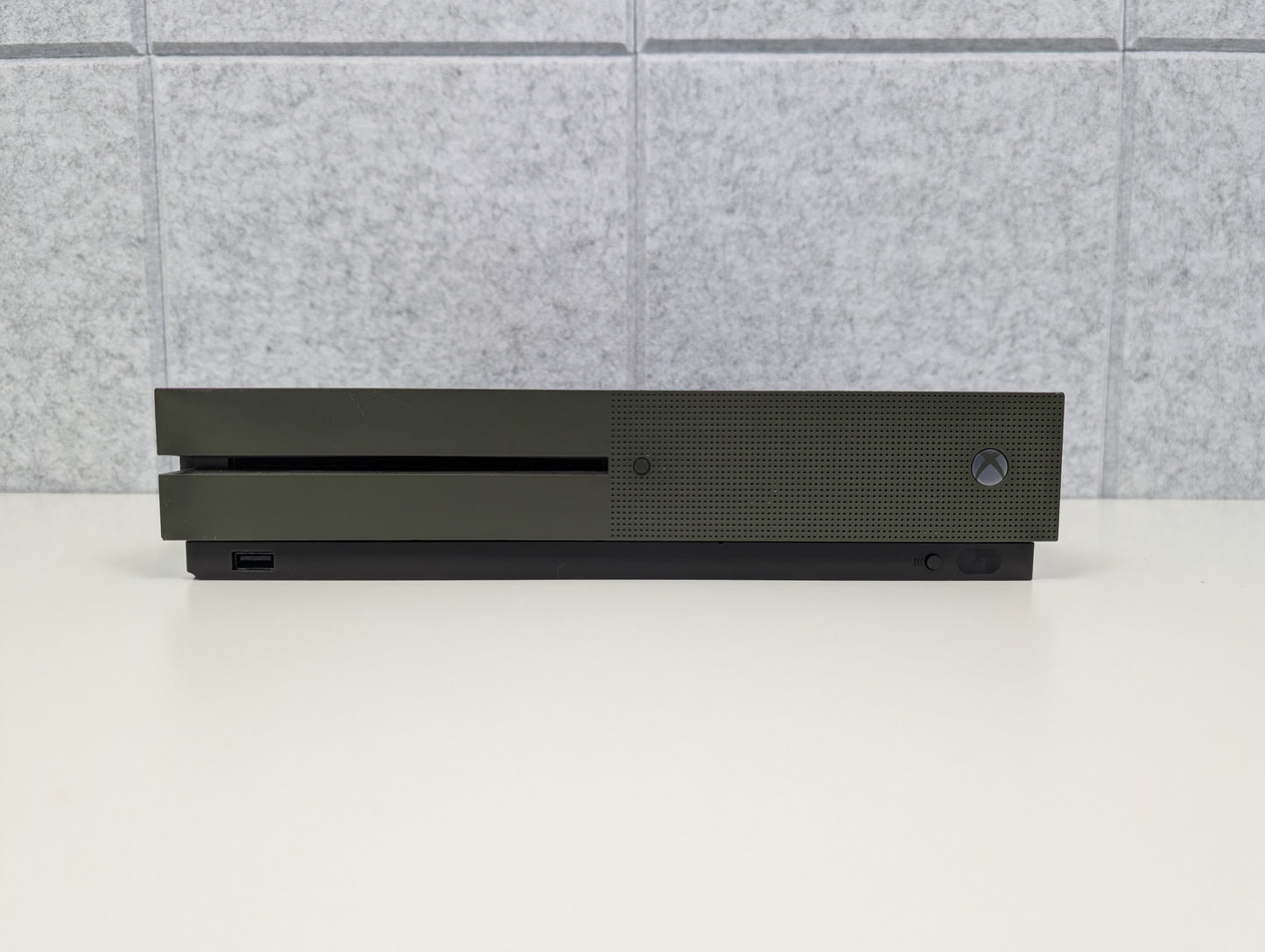 Microsoft Xbox One S (Console Only) - Green - AS-IS