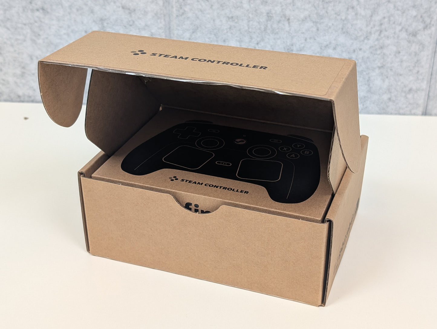 Valve Steam Machine - 2TB w/ Controller - OPEN BOX