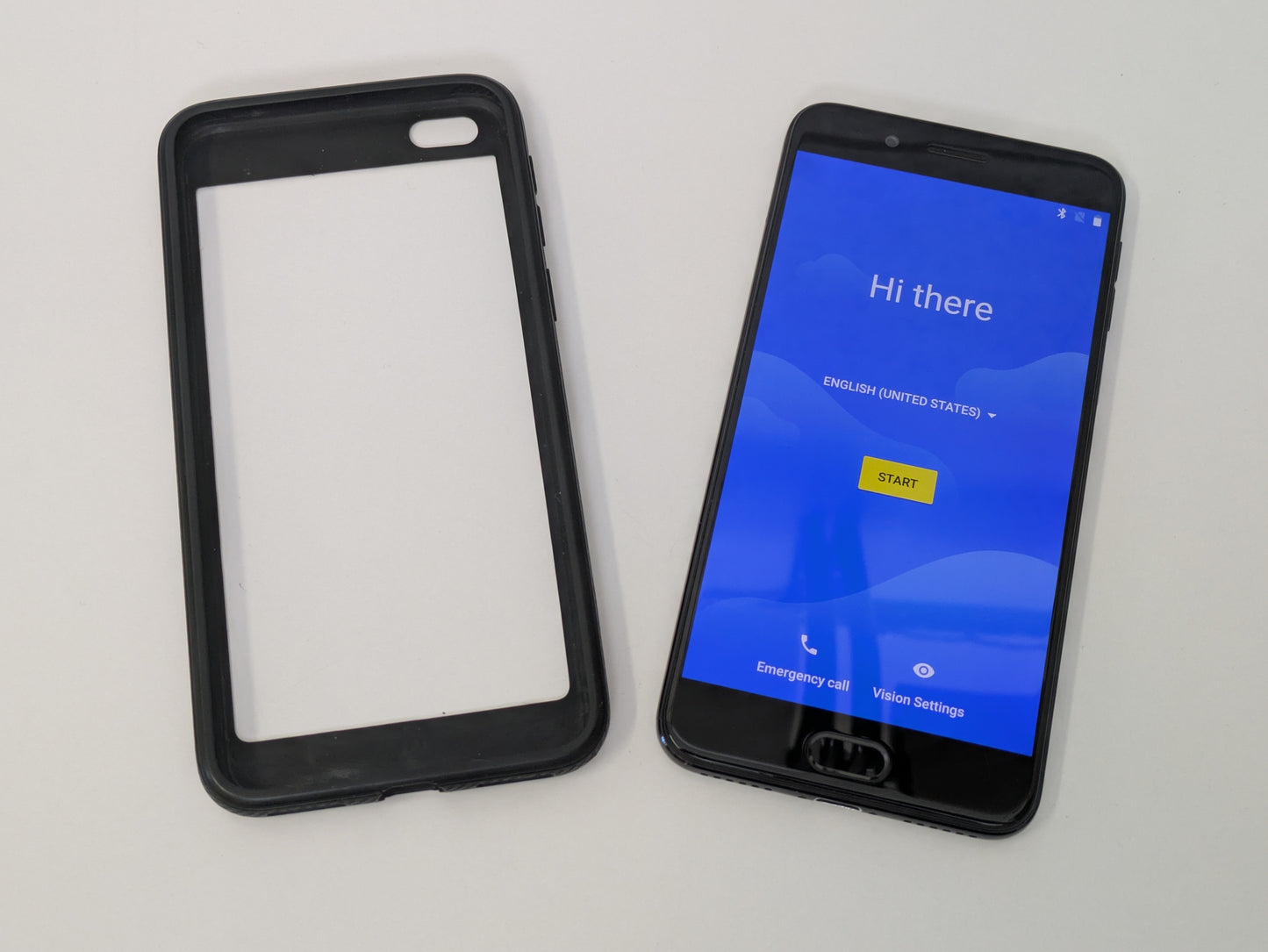 Yota YotaPhone3+ - Dual Screen e-ink Smartphone - 64GB - Black - Unlocked - USED
