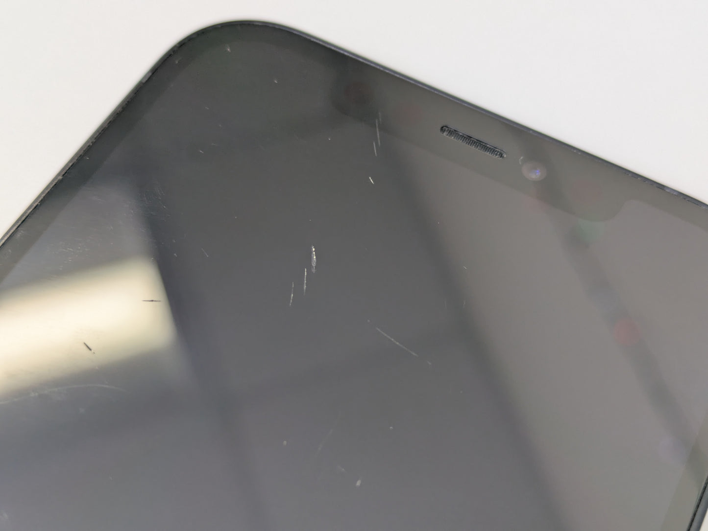 Apple iPhone 12 - 64GB - Black - UNLOCKED - USED