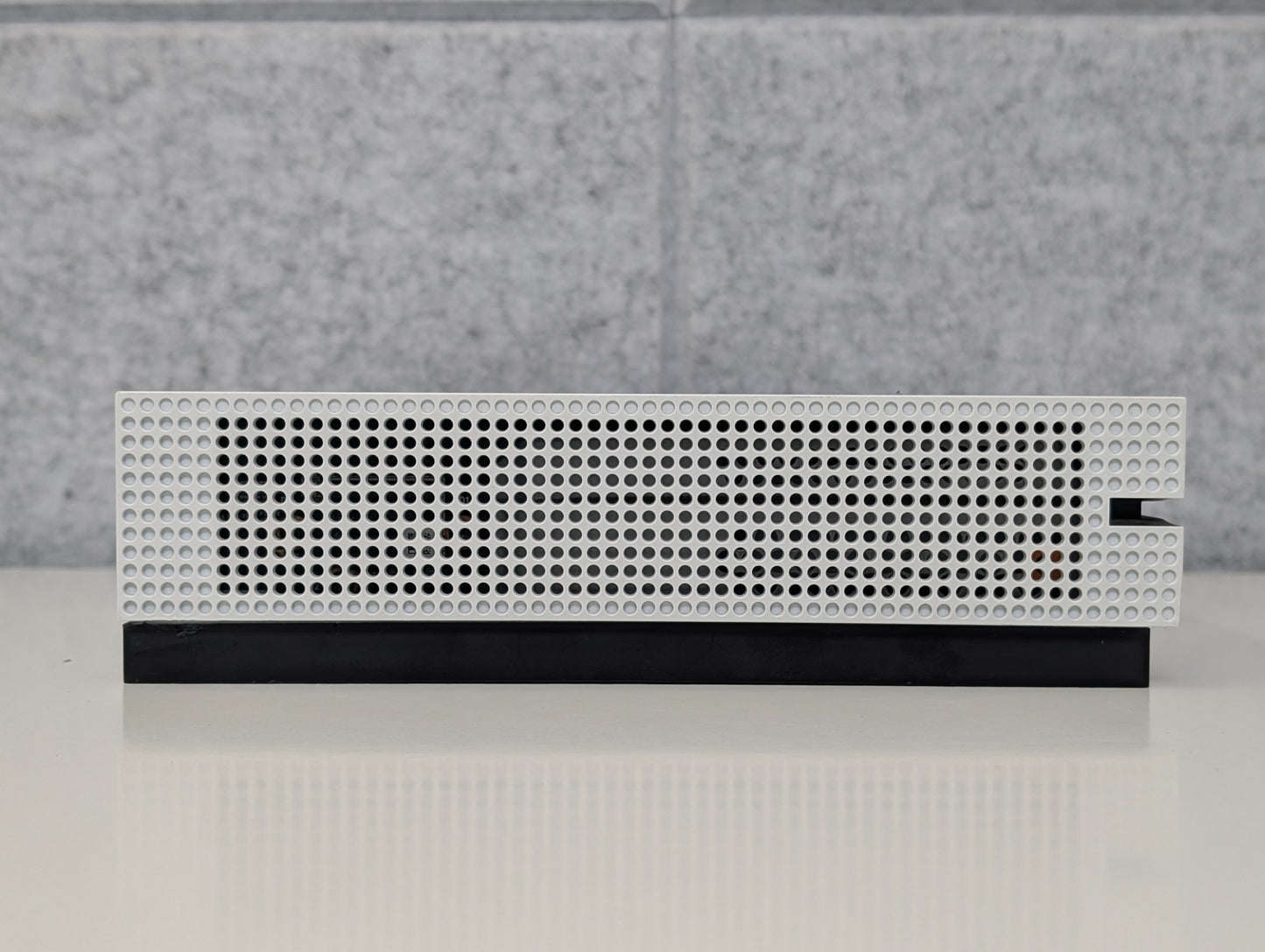 Microsoft Xbox One S (Console ONLY) - 500GB - White - AS-IS