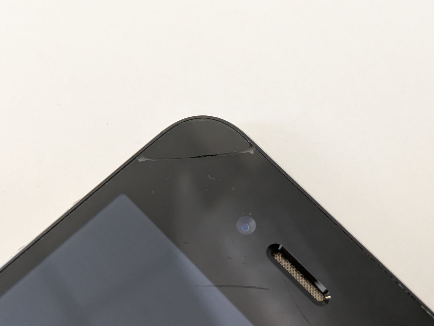 Apple iPhone 4 - 16GB - Black - CDMA - AS-IS