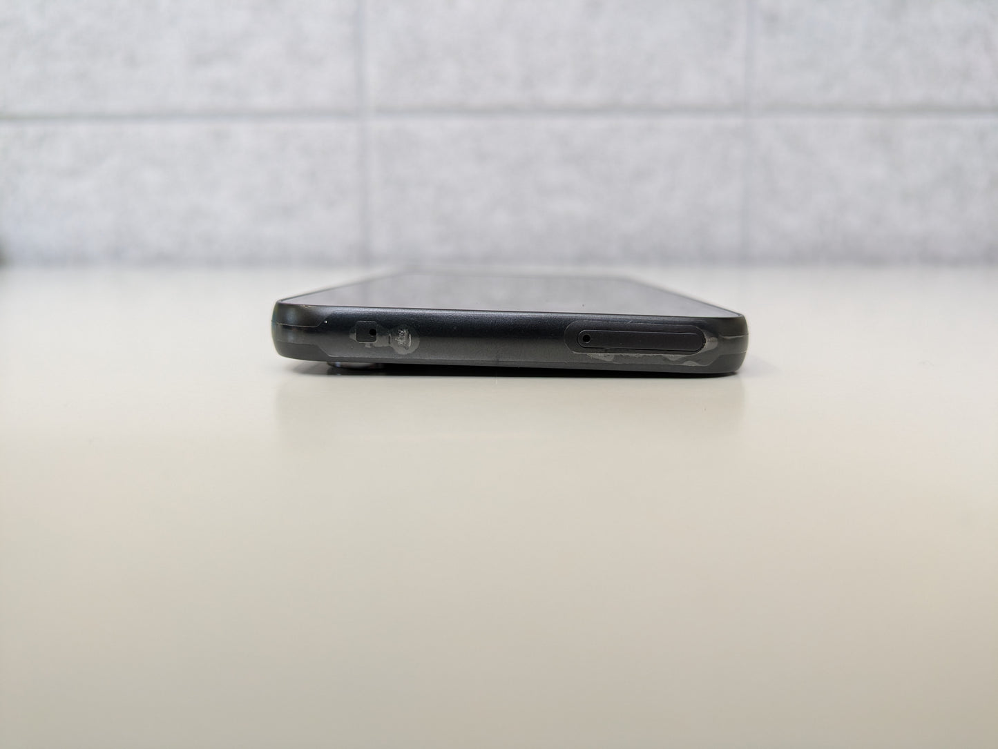 Samsung Galaxy A54 - 128GB - Awesome Graphite - Live Demo Unit - USED