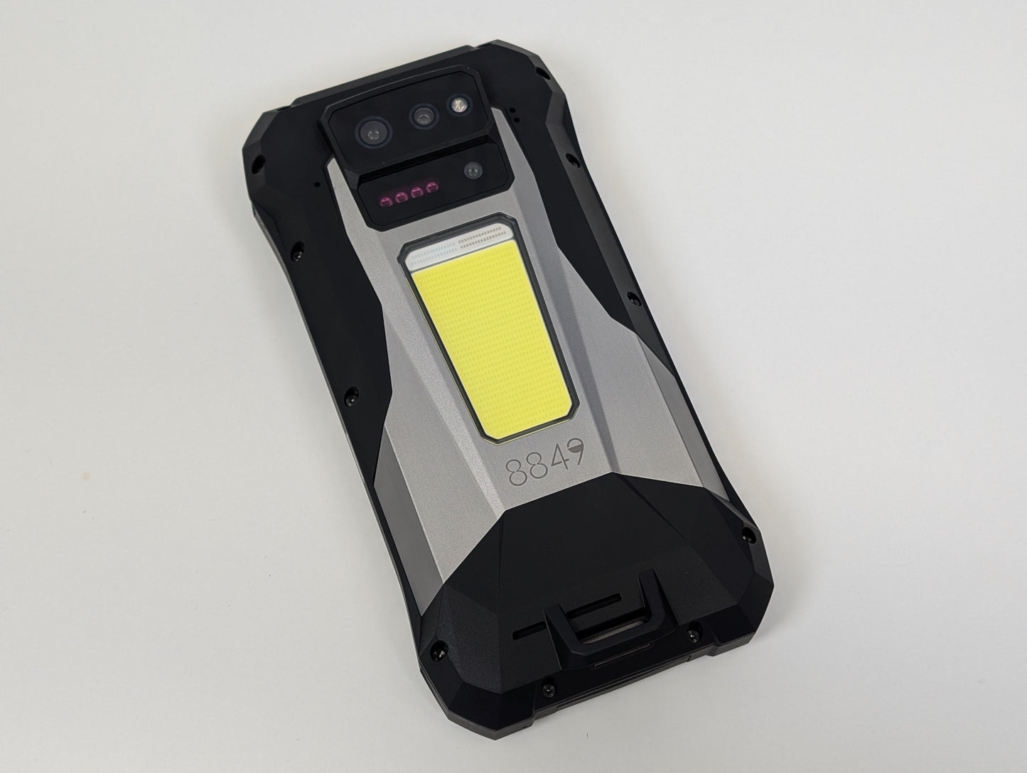 8849 Tank X (Network Unlocked) - 16GB/512GB - Silver/Black - USED