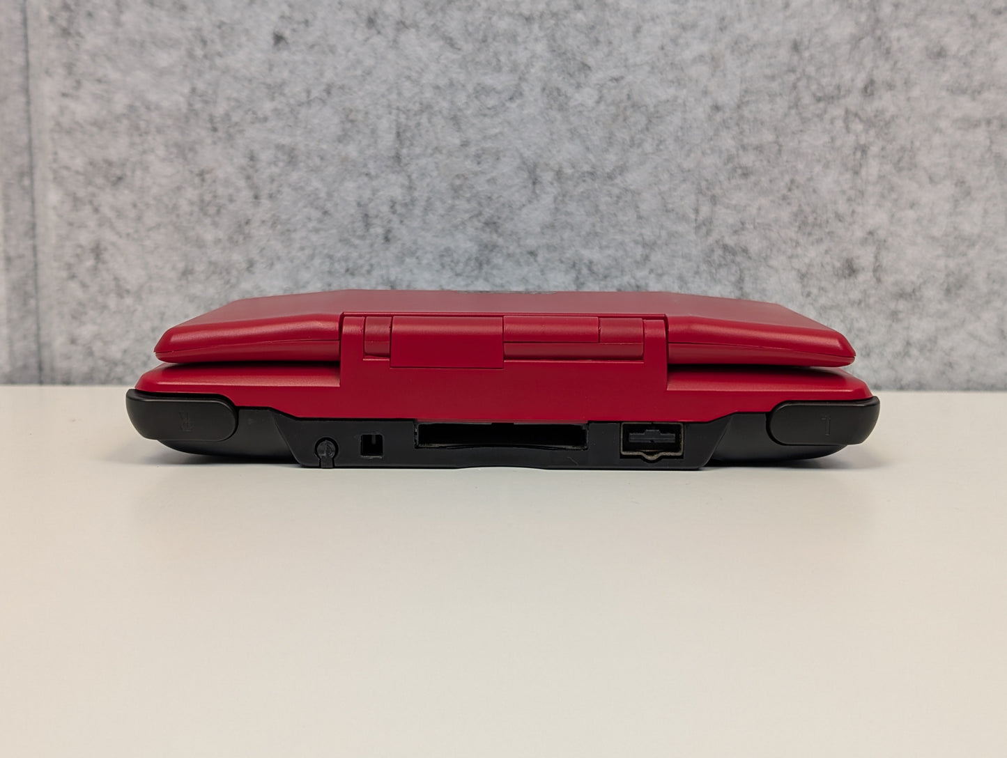 Nintendo DS - Red (Reshell) - AS-IS