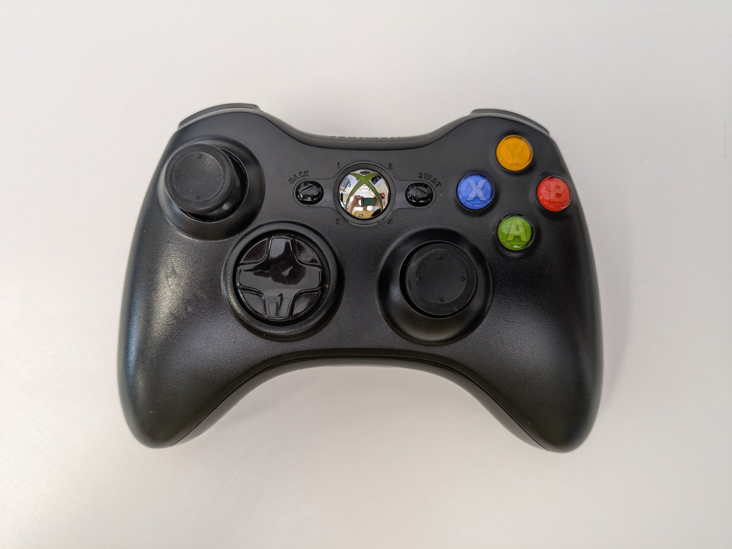 Microsoft Xbox 360 S (Hong Kong) - Ultimate Action Pack - 250GB - Black - COMPLETE IN BOX - Used