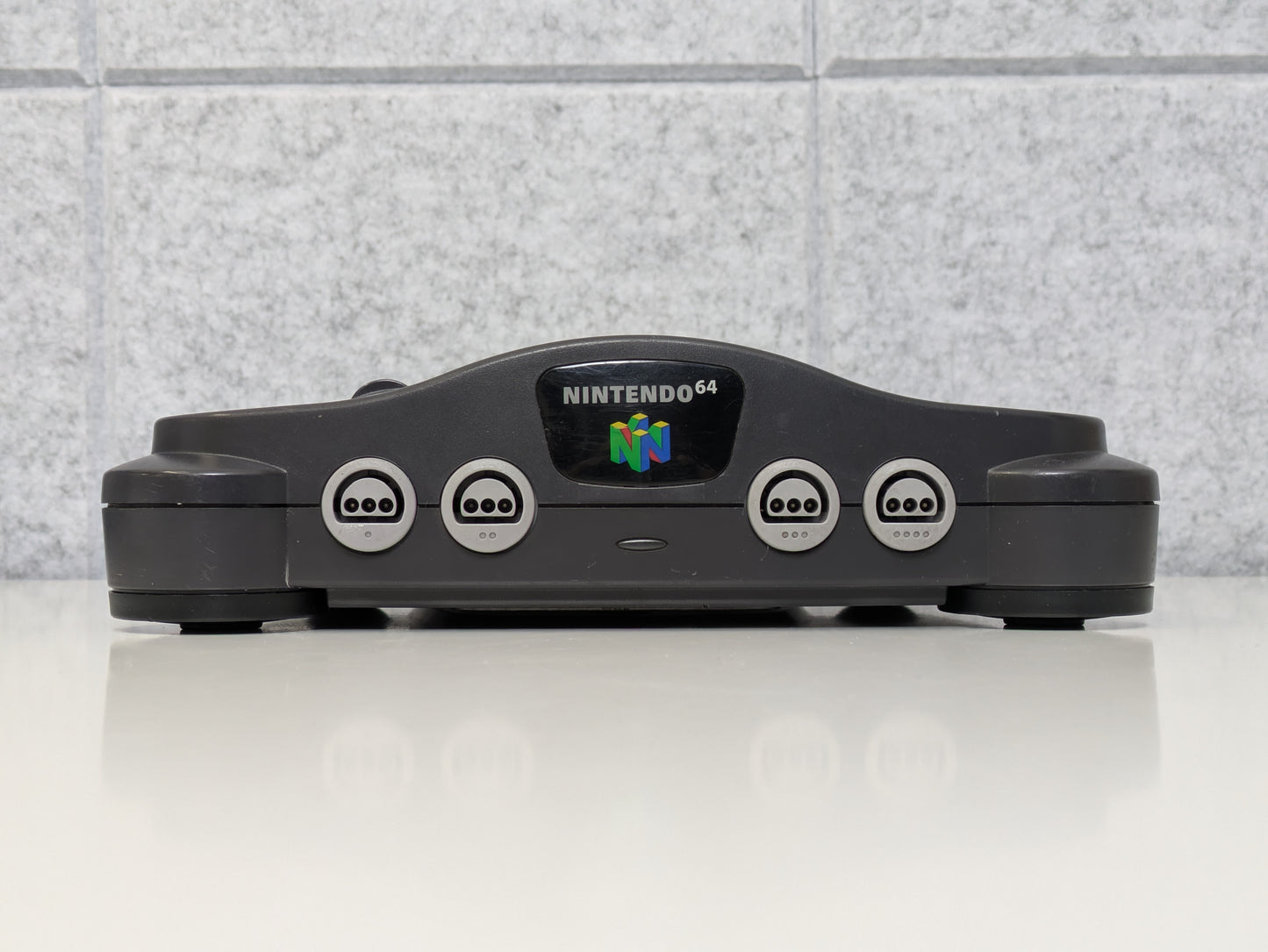 Nintendo 64 N64 w/ accessories - USED