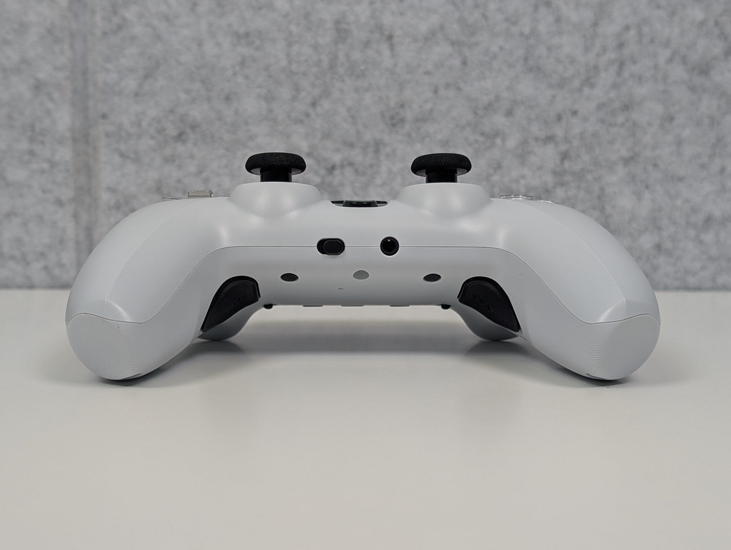 NBCP WOLF V-6 Wireless 2.4GHz/BT Controller - White - USED