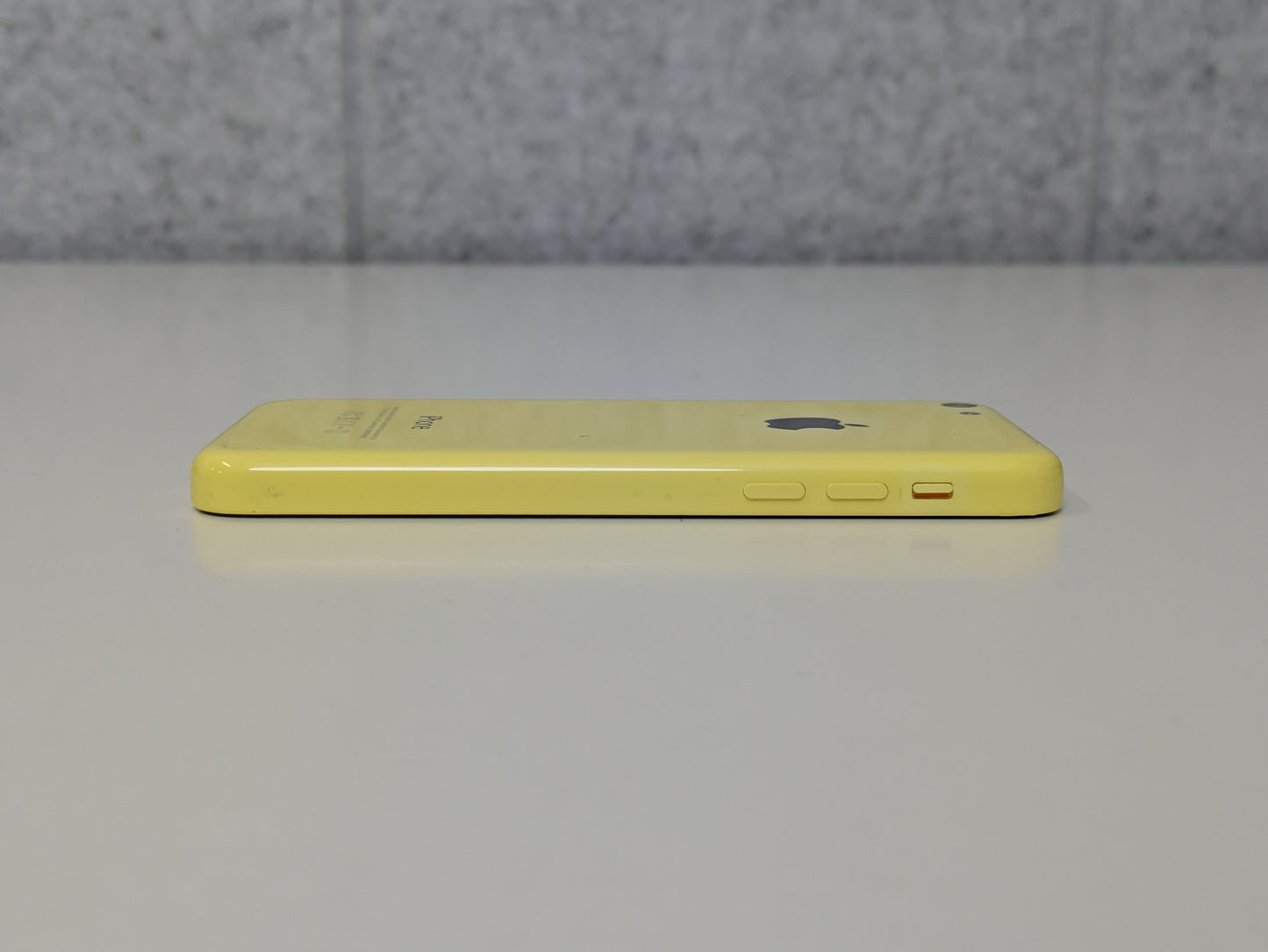 Apple iPhone 5C - 16GB - Yellow - AT&T - USED