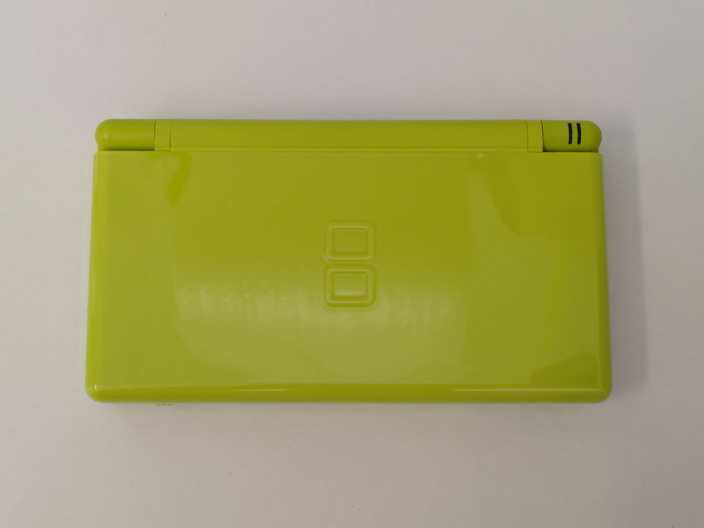 Nintendo DS Lite - Lime Green - PAL Variant - New Super Mario Bros. Bundle - Official Licensed Nintendo Refurbished Product - Used