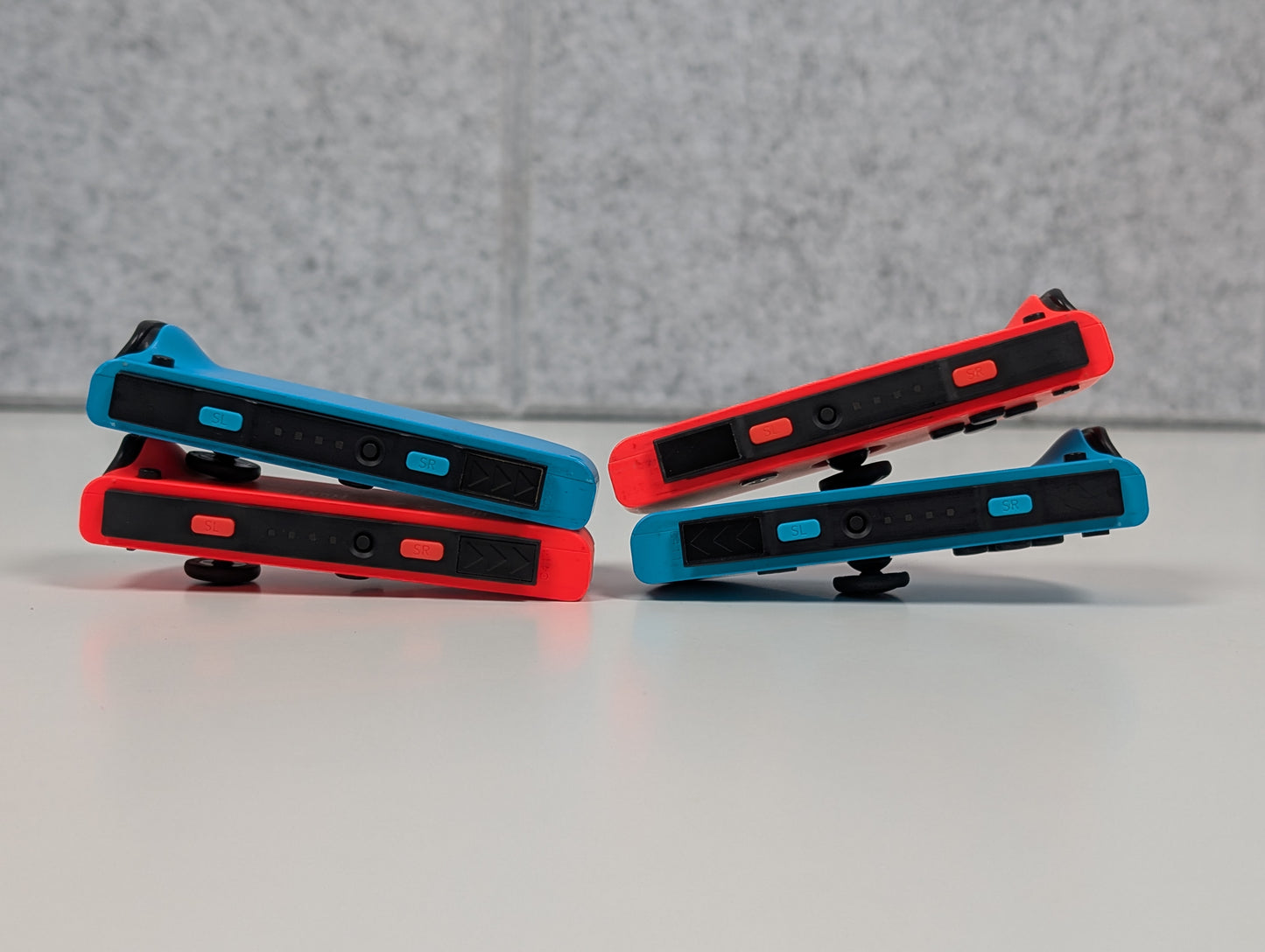 UNPATCHED Nintendo Switch v1 w/ accessories - Red/Blue - USED