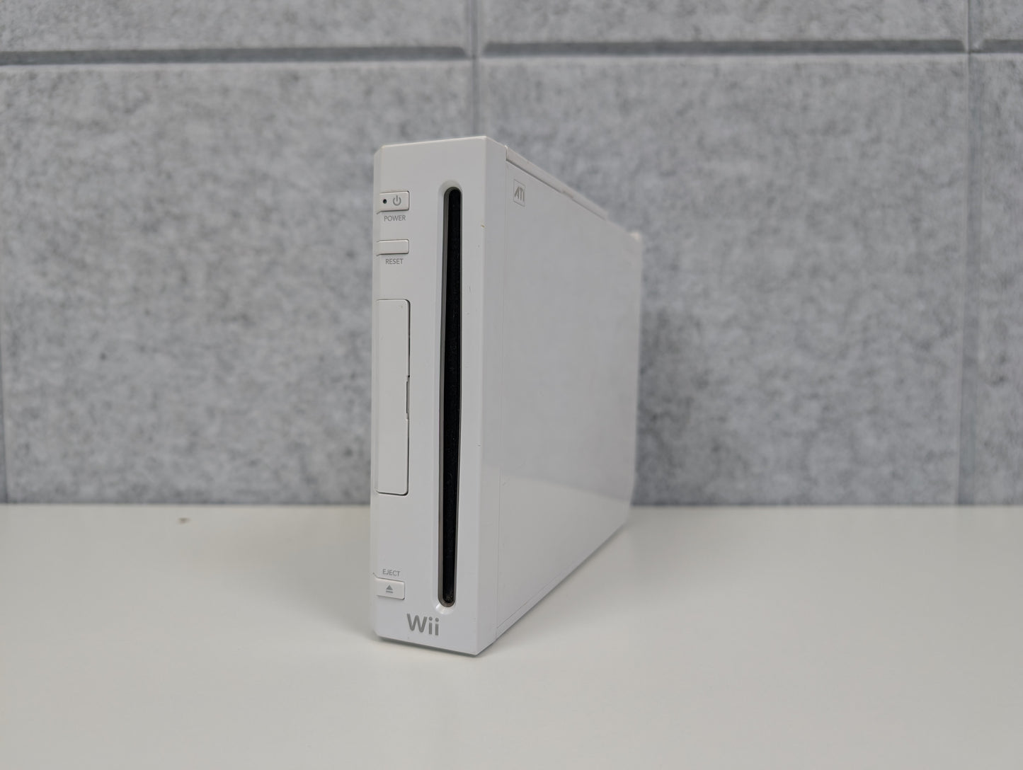 Nintendo Wii (Console Only) - White - AS-IS