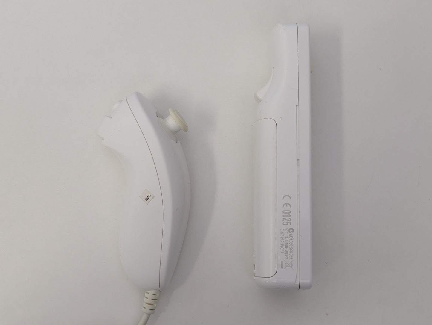 Nintendo Wii White Console (RVL-001) - COMPLETE - GameStop Refurbished - Used