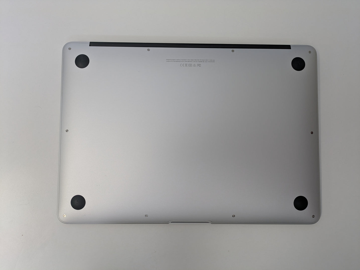 Apple MacBook Air - 13" 2017 - 2.2GHz Intel Core i7, 128GB SSD, 8GB RAM - IN BOX - USED