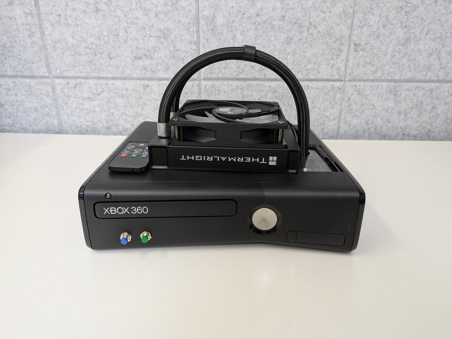 Watercooled Microsoft Xbox 360 S - MODDED w/ Aurora Dashboard & Games - Black - 110GB - USED - Used