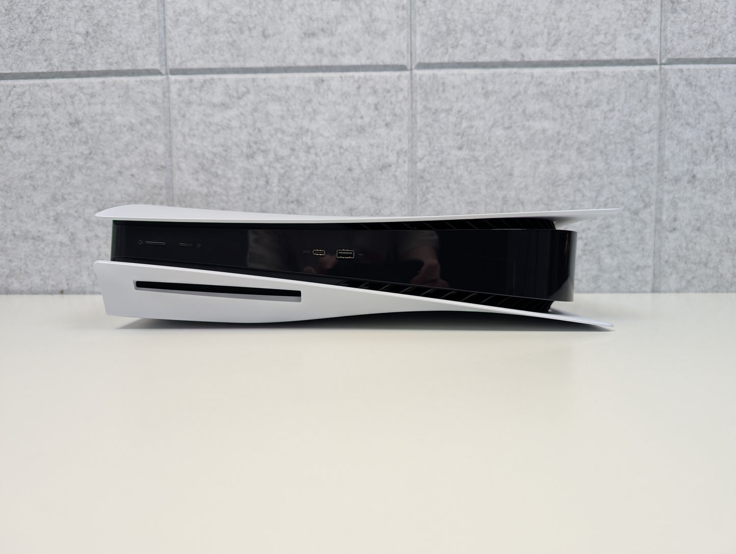 Sony PlayStation 5 Disc Edition LOW FIRMWARE (v6.02) - 825GB - White - OPEN BOX