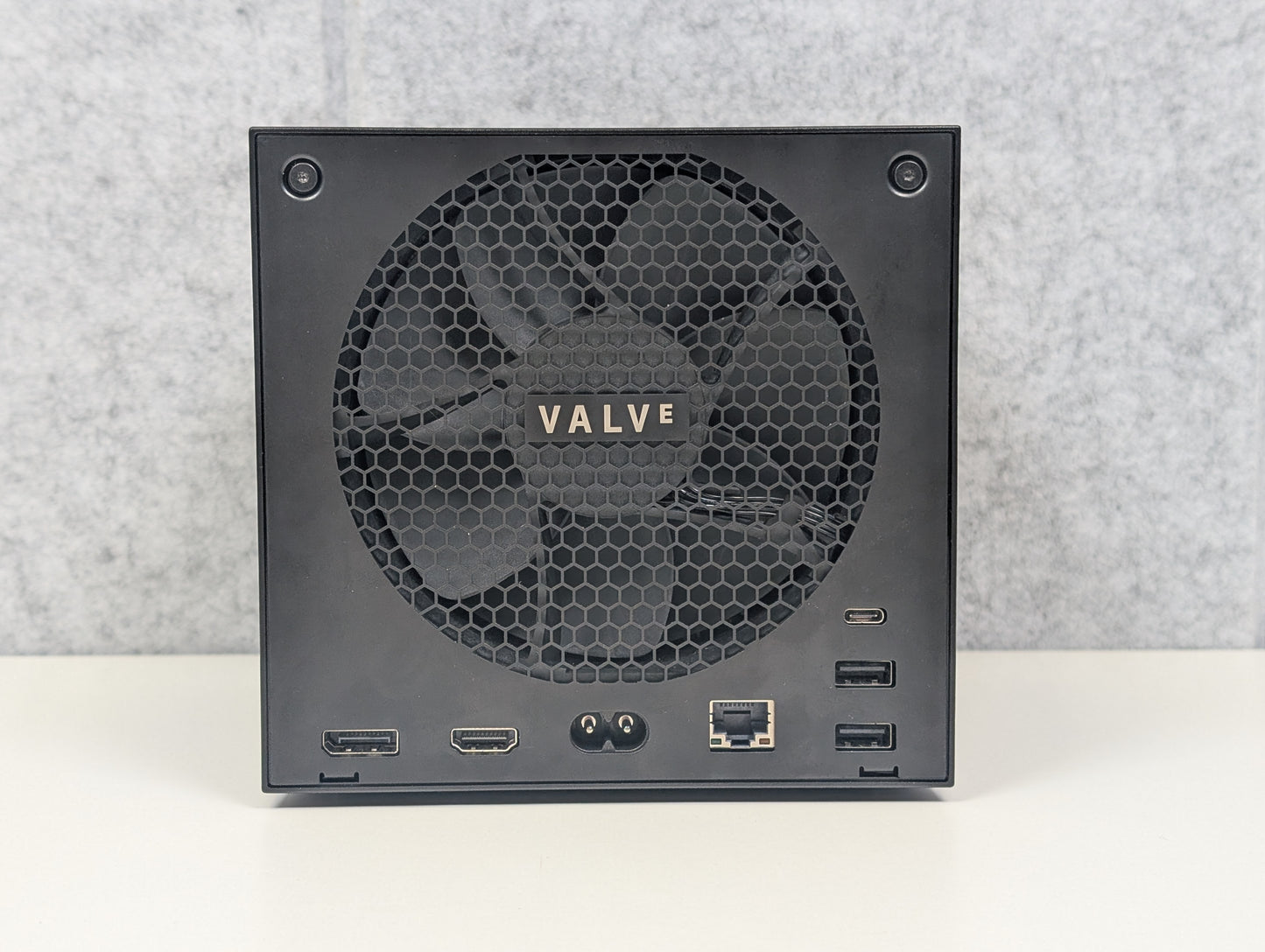 Valve Steam Machine - 2TB w/ Controller - OPEN BOX