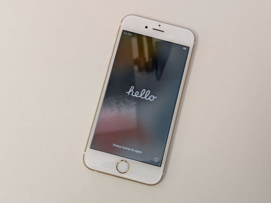 Apple iPhone 6S - 32GB - Gold - UNLOCKED - USED