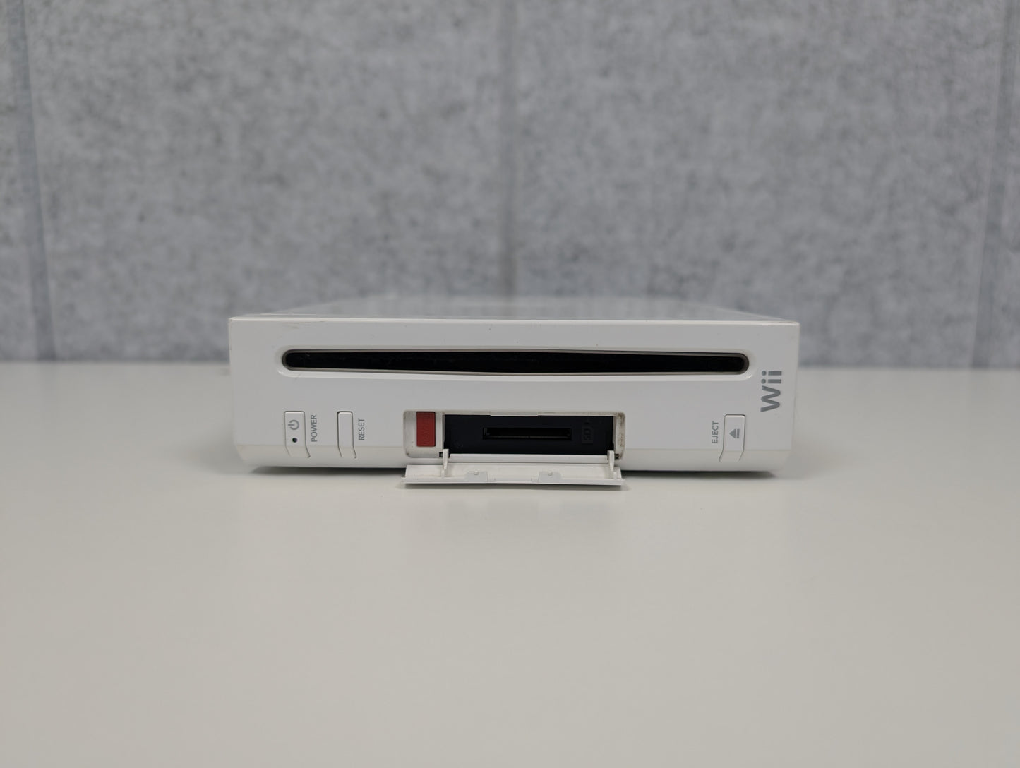 Nintendo Wii (Console Only) - White - AS-IS