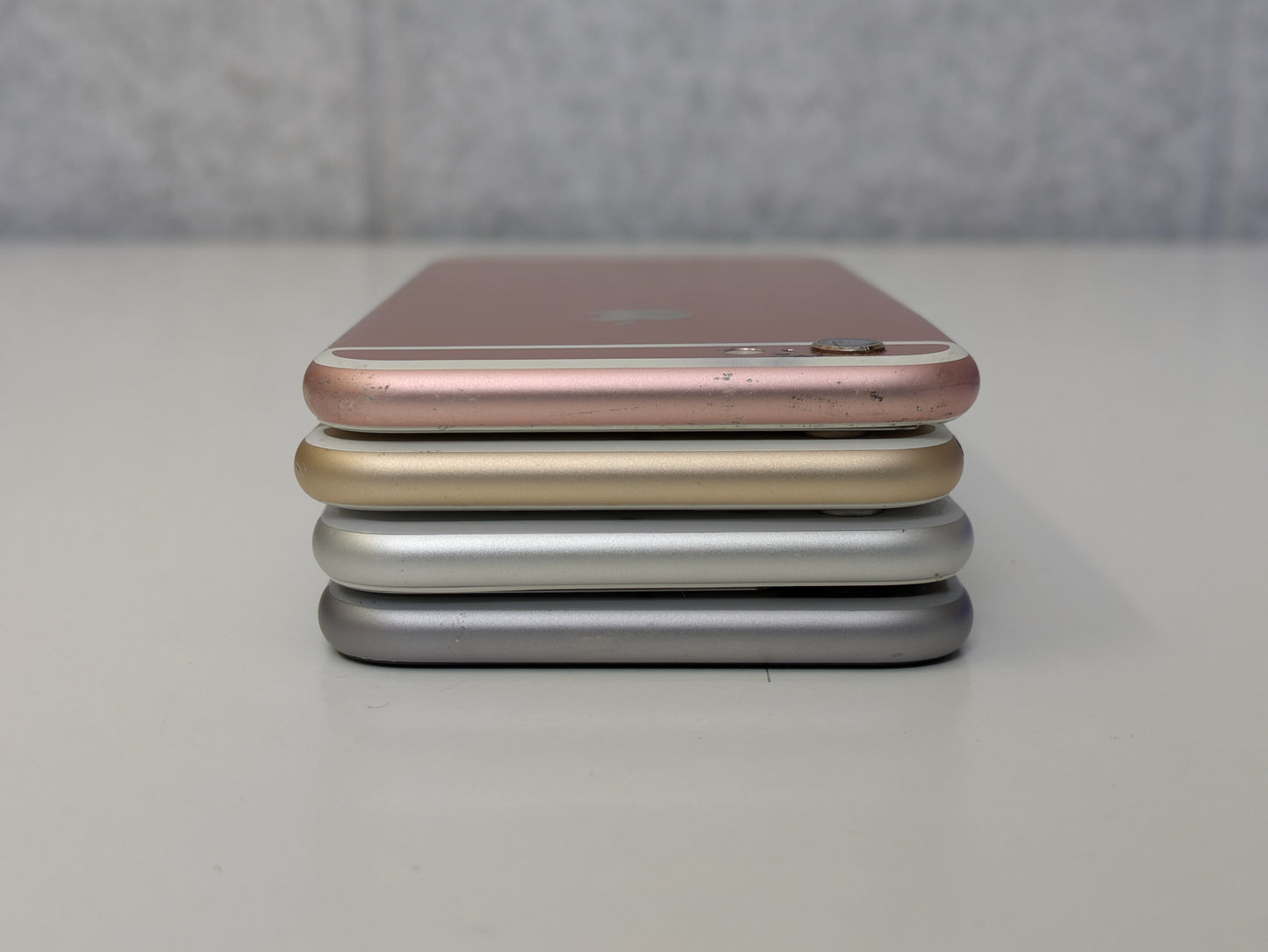 iPhone 6/6S Lot of 4 - AS-IS FOR PARTS/REPAIR