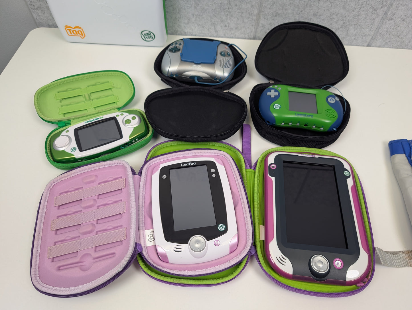 UNTESTED LeapFrog Bundle - 9 devices, 38 games, 16 books, 2 DVDs - AS-IS