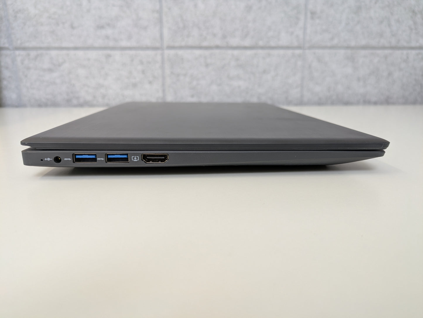 Unbranded Windows 11 Laptop - Gray - 240GB SSD, 1.1GHz Dual Core Intel Celeron N4000, 8GB RAM - USED