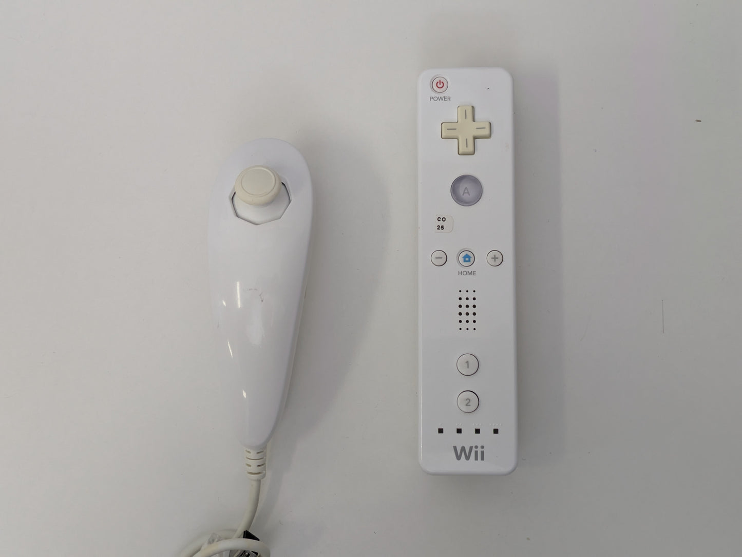 Nintendo Wii White Console (RVL-001) - COMPLETE - GameStop Refurbished - Used