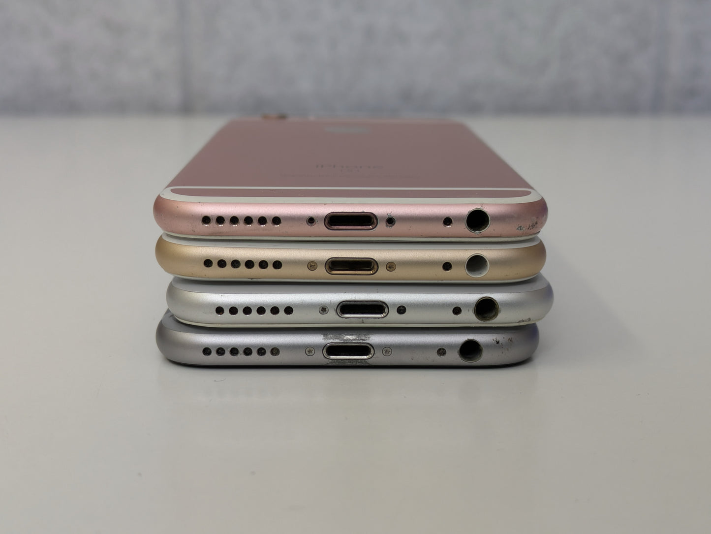 iPhone 6/6S Lot of 4 - AS-IS FOR PARTS/REPAIR