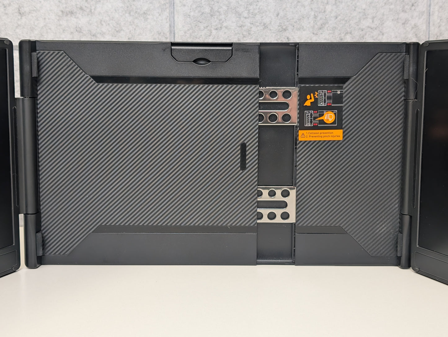T2 Pro Triple Screen Laptop Screen Extender - USED