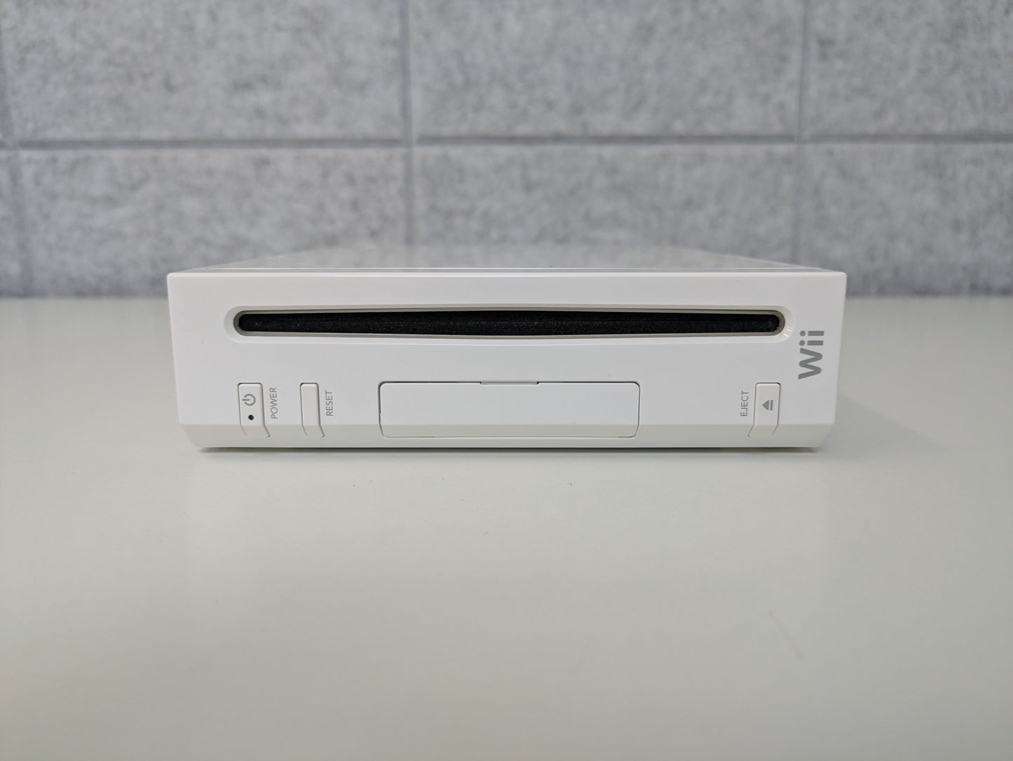 Nintendo Wii White Console (RVL-001) - COMPLETE - GameStop Refurbished - Used