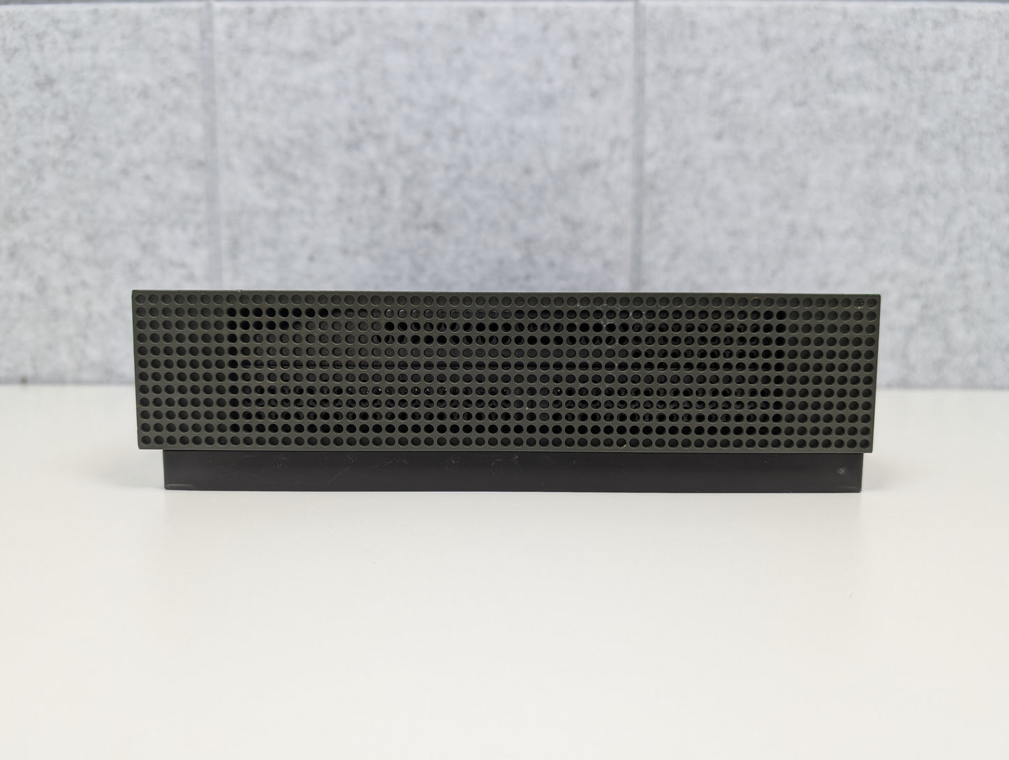Microsoft Xbox One S - Green - 1TB - USED