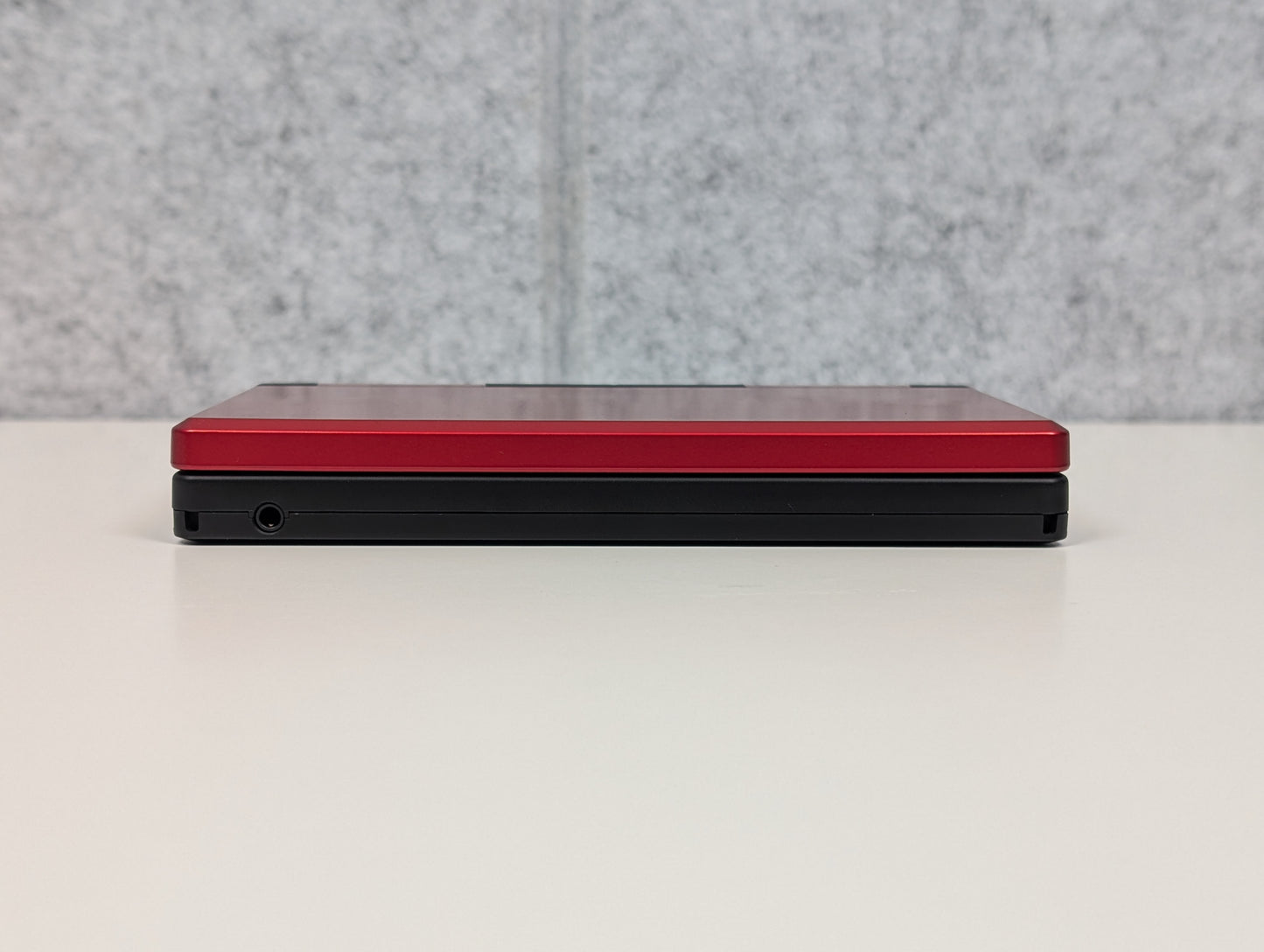 Anbernic RG DS - 32GB - Red - USED