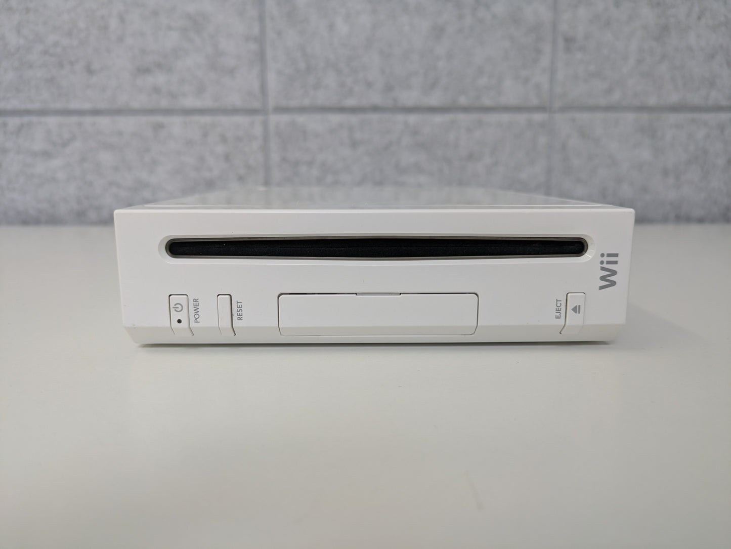 Nintendo Wii White Console (RVL-001) - COMPLETE - GameStop Refurbished - Used