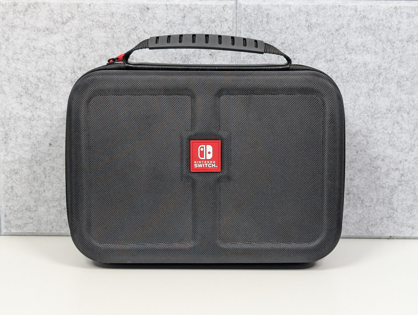 UNPATCHED Nintendo Switch v1 w/ accessories - Red/Blue - USED